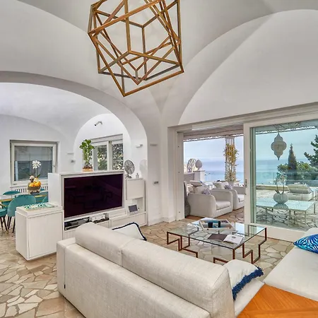 Nicole By My Collection Willa Capri